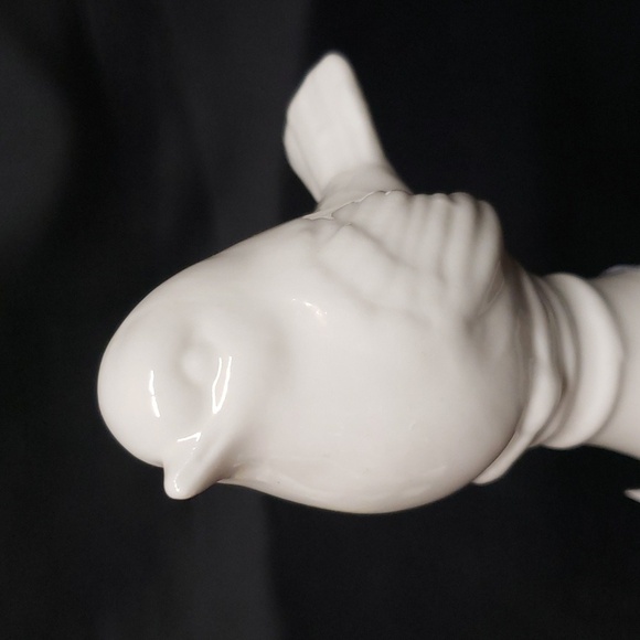 Young's NWT Ivory Ceramic Bird on Perch - Picture 2 of 5